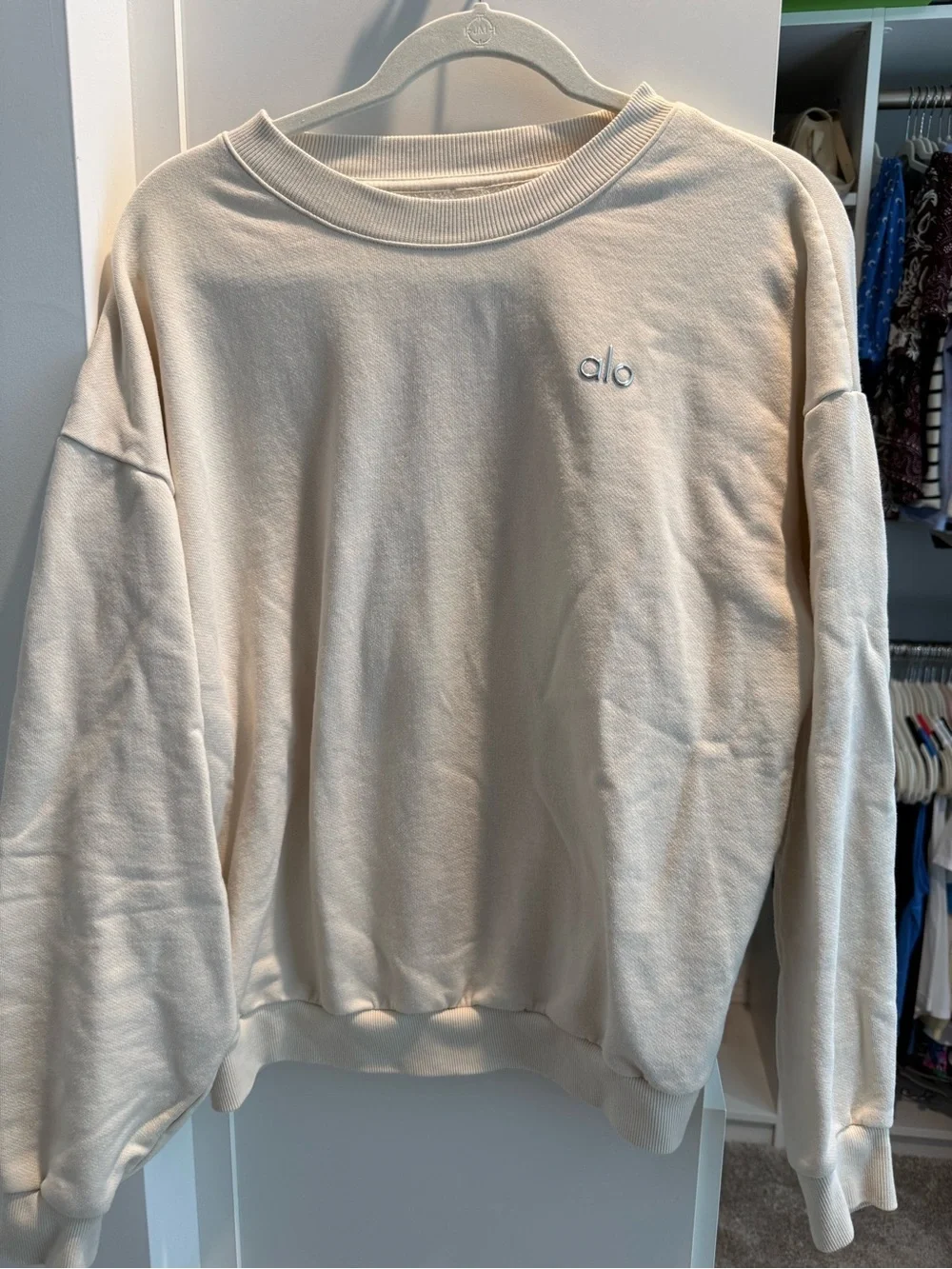ALO Accolade Cream Crewneck Sweatshirt